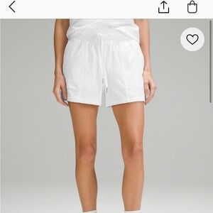 Lululemon dance studio high rise short 3.5”